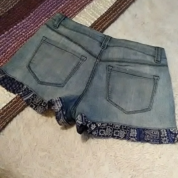 Vintage Reunion distressed shorts - Picture 4 of 4